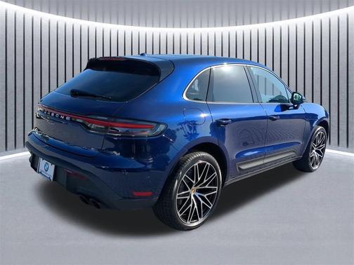 2023 Porsche Macan T