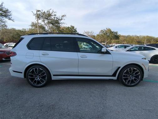 2026 BMW X7 xDrive40i