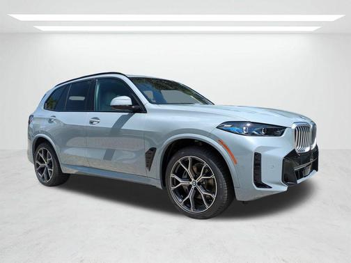 Gray Metallic 2026 BMW X5 xDrive40i