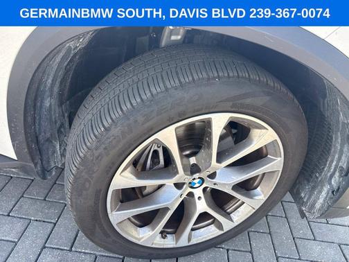 Mineral White Metallic 2026 BMW X5 sDrive40i