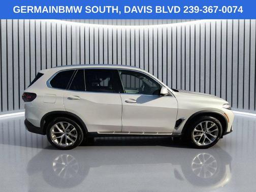 Mineral White Metallic 2026 BMW X5 sDrive40i