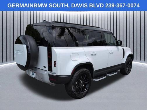 Fuji White 2023 Land Rover Defender 110 SE