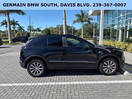 2022 Cadillac XT4 Sport