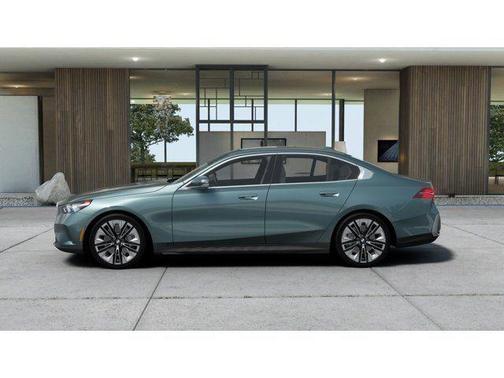 Green Metallic 2027 BMW 530 i