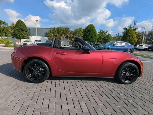 2024 Mazda MX-5 Miata Sport
