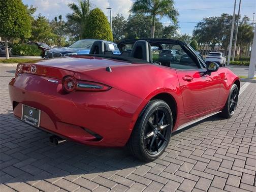 2024 Mazda MX-5 Miata Sport