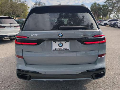 2026 BMW X7 xDrive40i