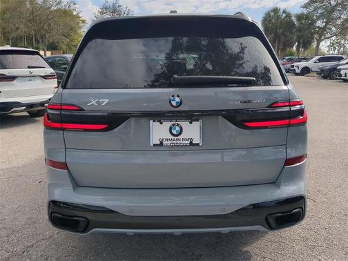 2026 BMW X7 xDrive40i