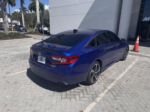 2022 Honda Accord Sport SE