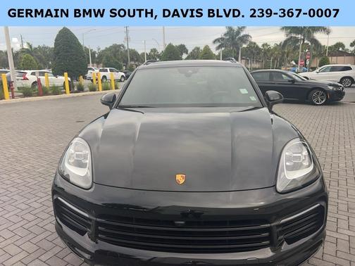 2023 Porsche Cayenne Platinum Edition