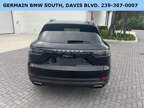 2023 Porsche Cayenne Platinum Edition