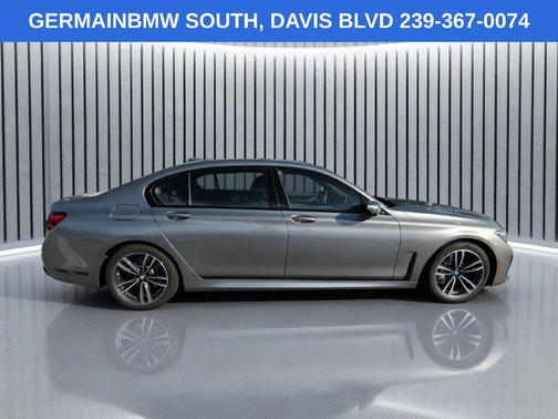Donington Gray Metallic 2022 BMW 740 i xDrive