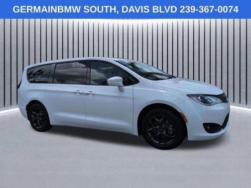 Bright White Clearcoat 2019 Chrysler Pacifica Touring Plus