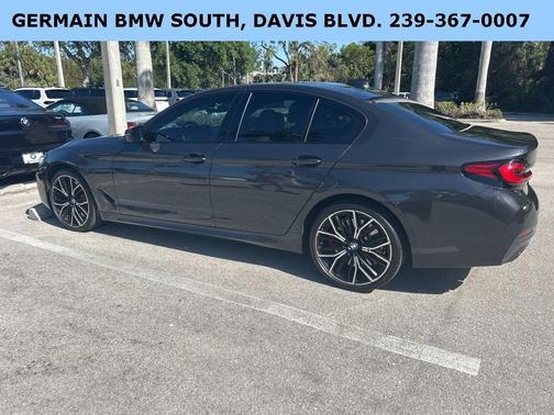 2022 BMW 540 i