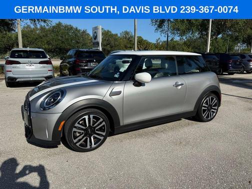 White Silver 2023 MINI Hardtop Cooper