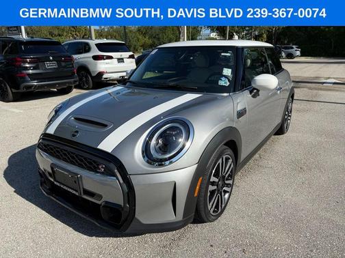 White Silver 2023 MINI Hardtop Cooper