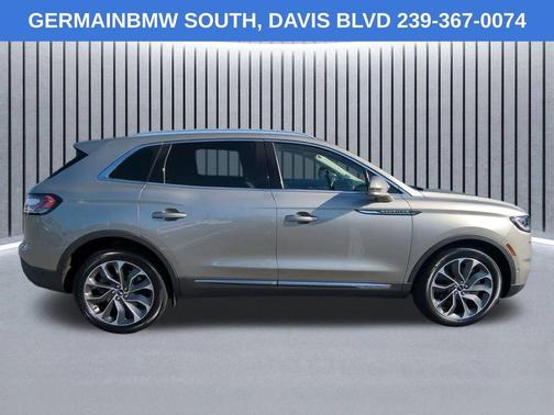 Sandstone Metallic 2023 Lincoln Nautilus Reserve