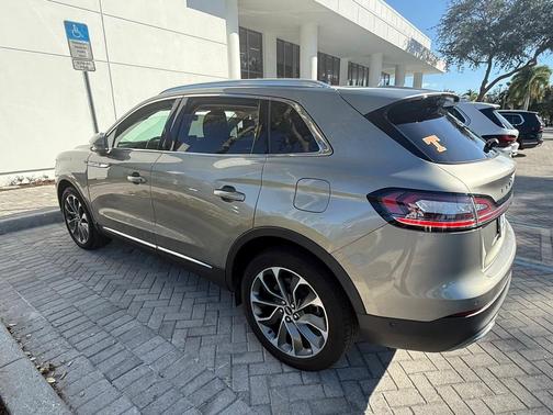 2023 Lincoln Nautilus Reserve