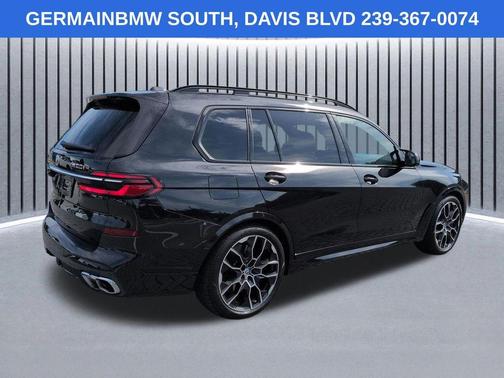 Black Sapphire Metallic 2023 BMW X7 M60i