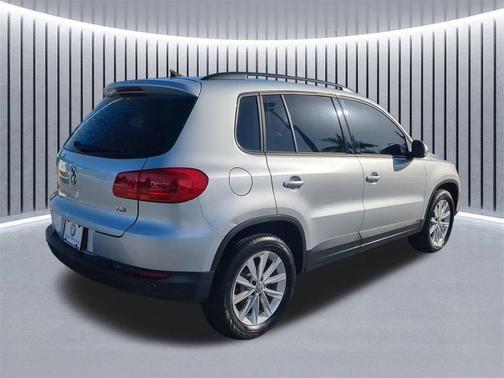 2017 Volkswagen Tiguan Limited 2.0T