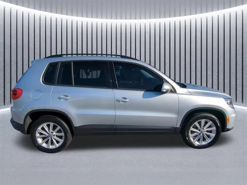 2017 Volkswagen Tiguan Limited 2.0T
