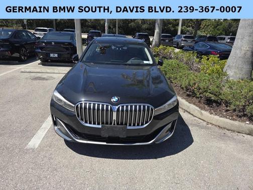 2022 BMW 740 i xDrive