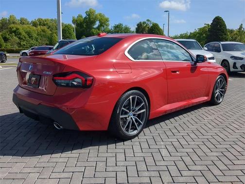 2023 BMW 230 i