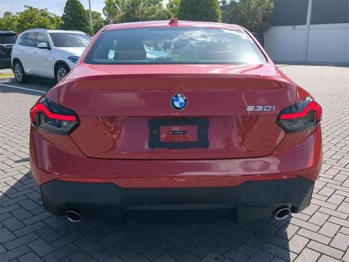 2023 BMW 230 i