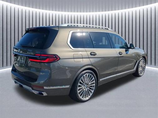 2023 BMW X7 xDrive40i