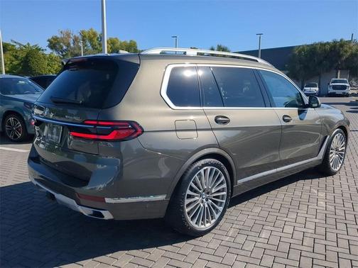 2023 BMW X7 xDrive40i