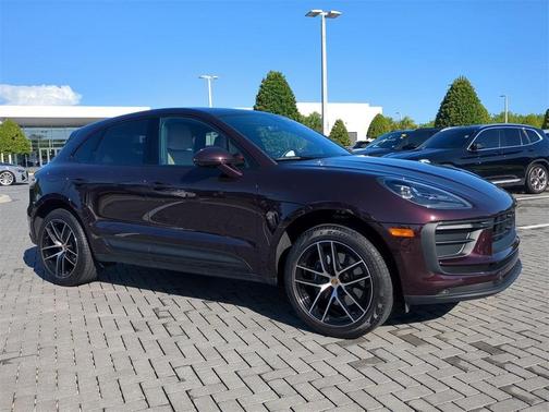 2024 Porsche Macan Base