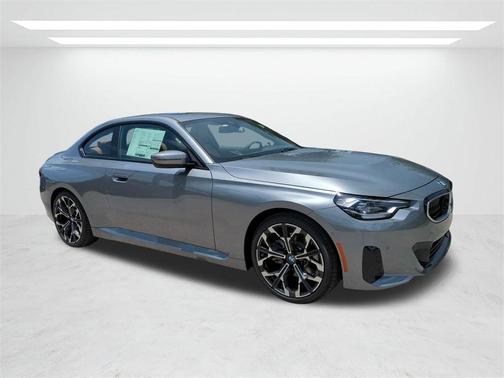 2025 BMW 230 i