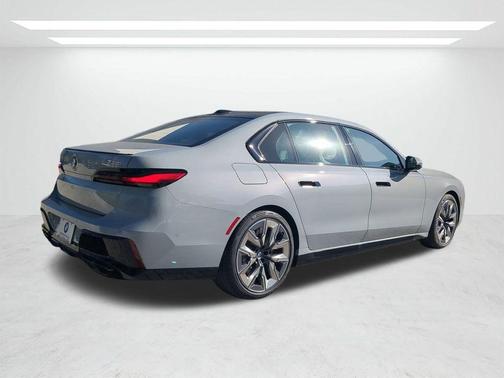 Gray Metallic 2026 BMW 760 760i xDrive