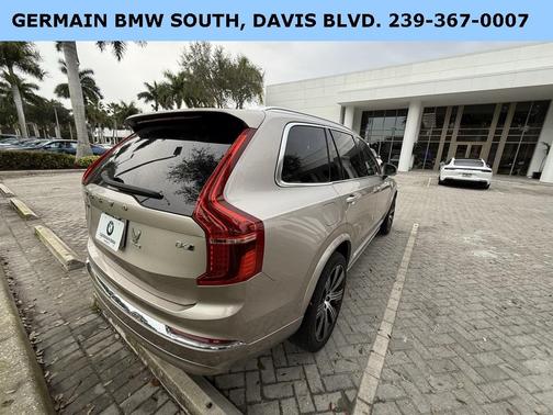 2024 Volvo XC90 B6 Ultimate Bright Theme 7-Seater