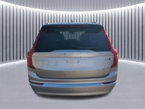 2024 Volvo XC90 B6 Ultimate Bright Theme 7-Seater