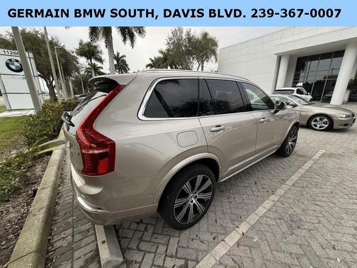 2024 Volvo XC90 B6 Ultimate Bright Theme 7-Seater