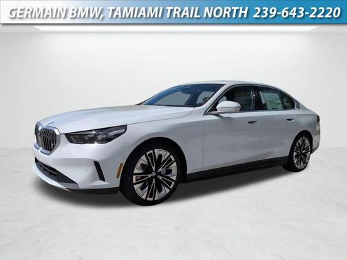 Alpine White 2026 BMW i5 eDrive40