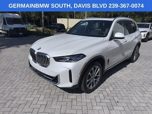 Mineral White Metallic 2024 BMW X5 xDrive40i