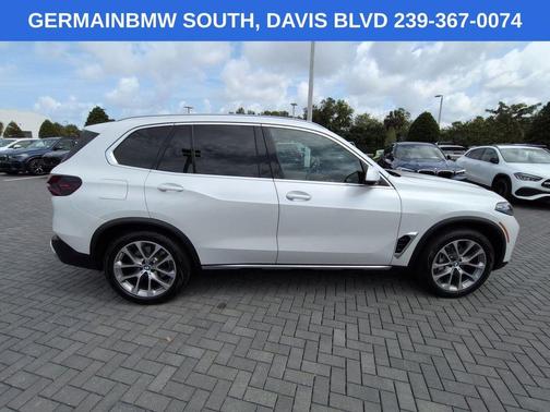 Mineral White Metallic 2024 BMW X5 xDrive40i