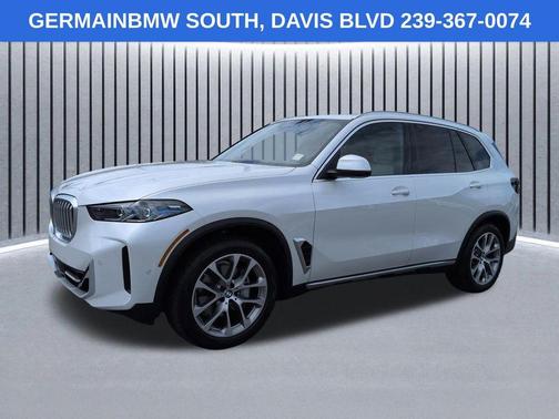 Mineral White Metallic 2024 BMW X5 xDrive40i