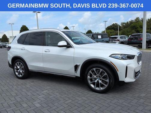 Mineral White Metallic 2024 BMW X5 xDrive40i