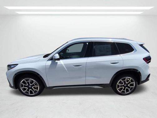 White 2027 BMW X1 xDrive28i