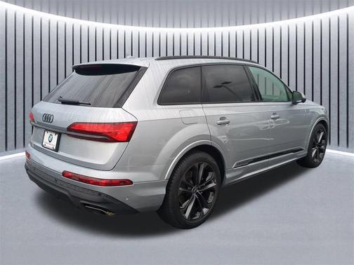 2025 Audi Q7 55 Prestige