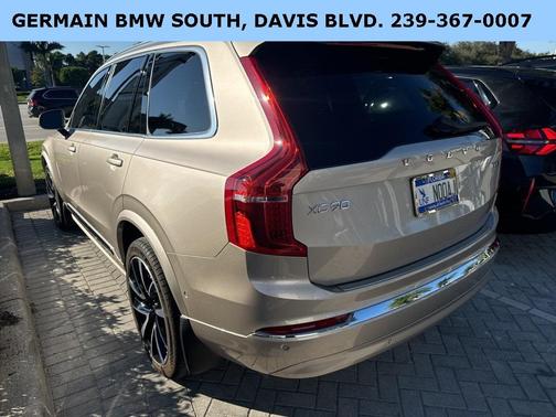 2024 Volvo XC90 B6 Plus Bright Theme 7-Seater
