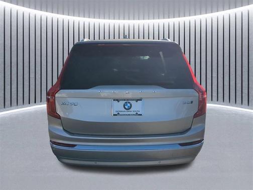 2024 Volvo XC90 B6 Plus Bright Theme 7-Seater