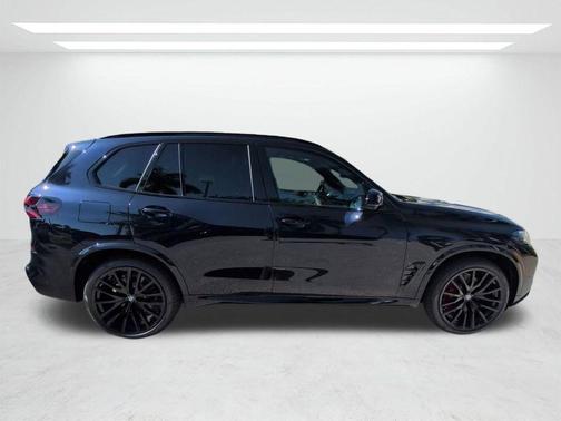 Carbon Black Metallic 2026 BMW X5 xDrive40i