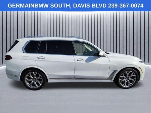 Alpine White 2024 BMW X7 xDrive40i