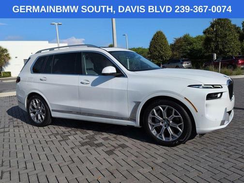 Alpine White 2024 BMW X7 xDrive40i