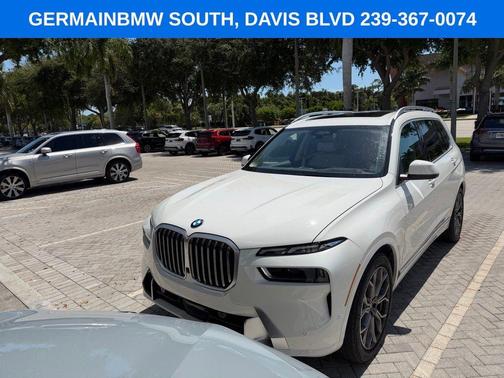 Alpine White 2024 BMW X7 xDrive40i