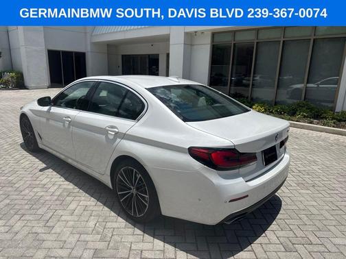 White Metallic 2023 BMW 540 i